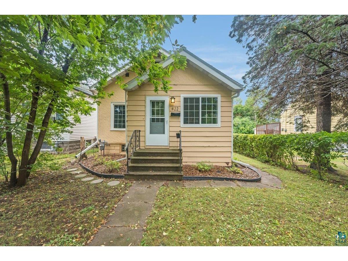 422 S 70th Ave W Duluth MN 55807 6110510 image1