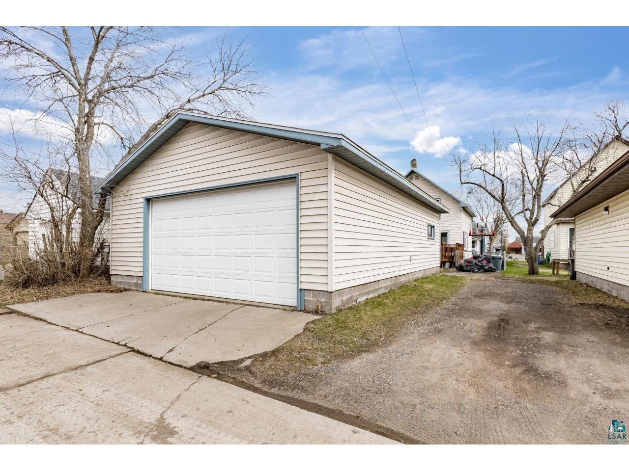 4223 W 5th St Duluth MN 55807 6125031 image12