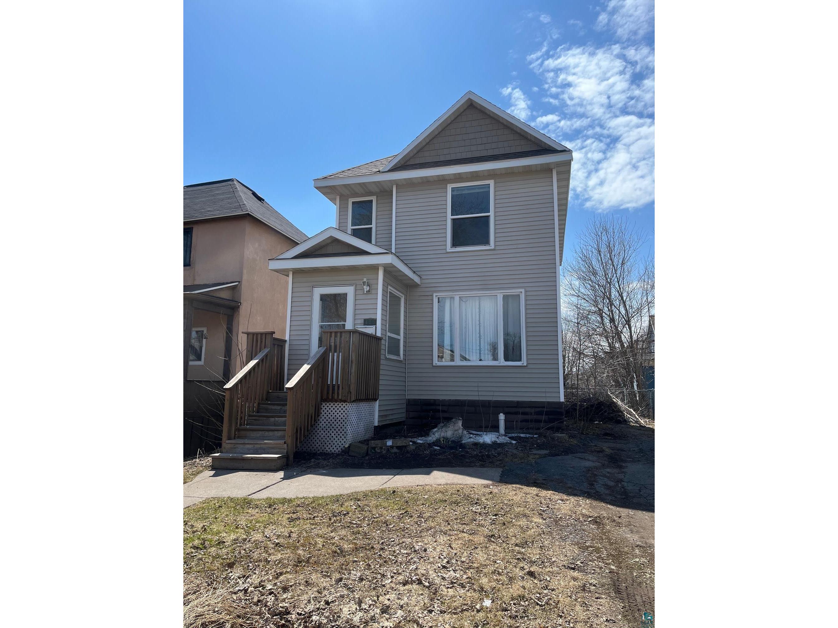 423 N 42nd Ave W Duluth MN 55807 6107654 image1