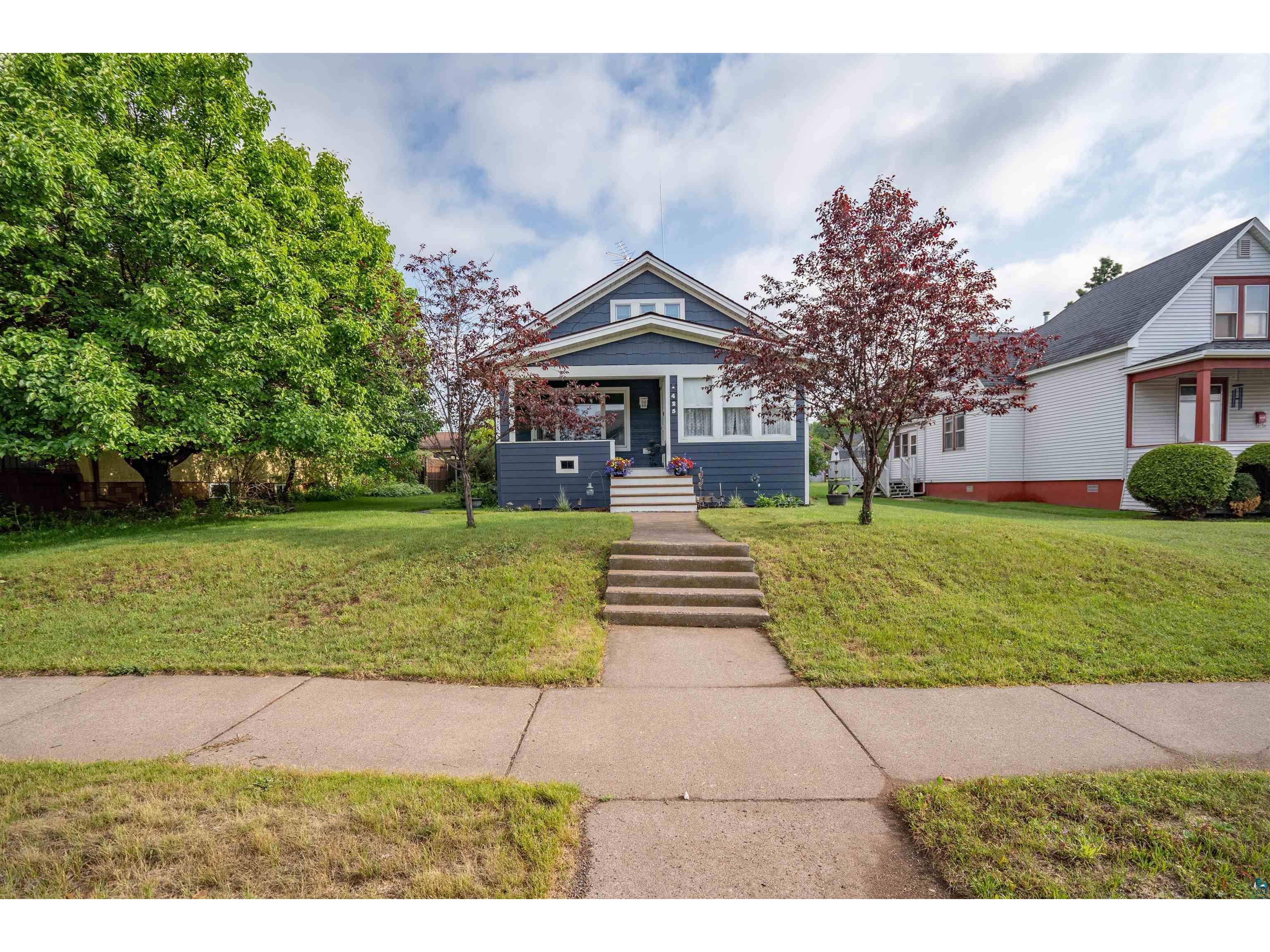 425 9th Ave Two Harbors MN 55616 6109074 image1