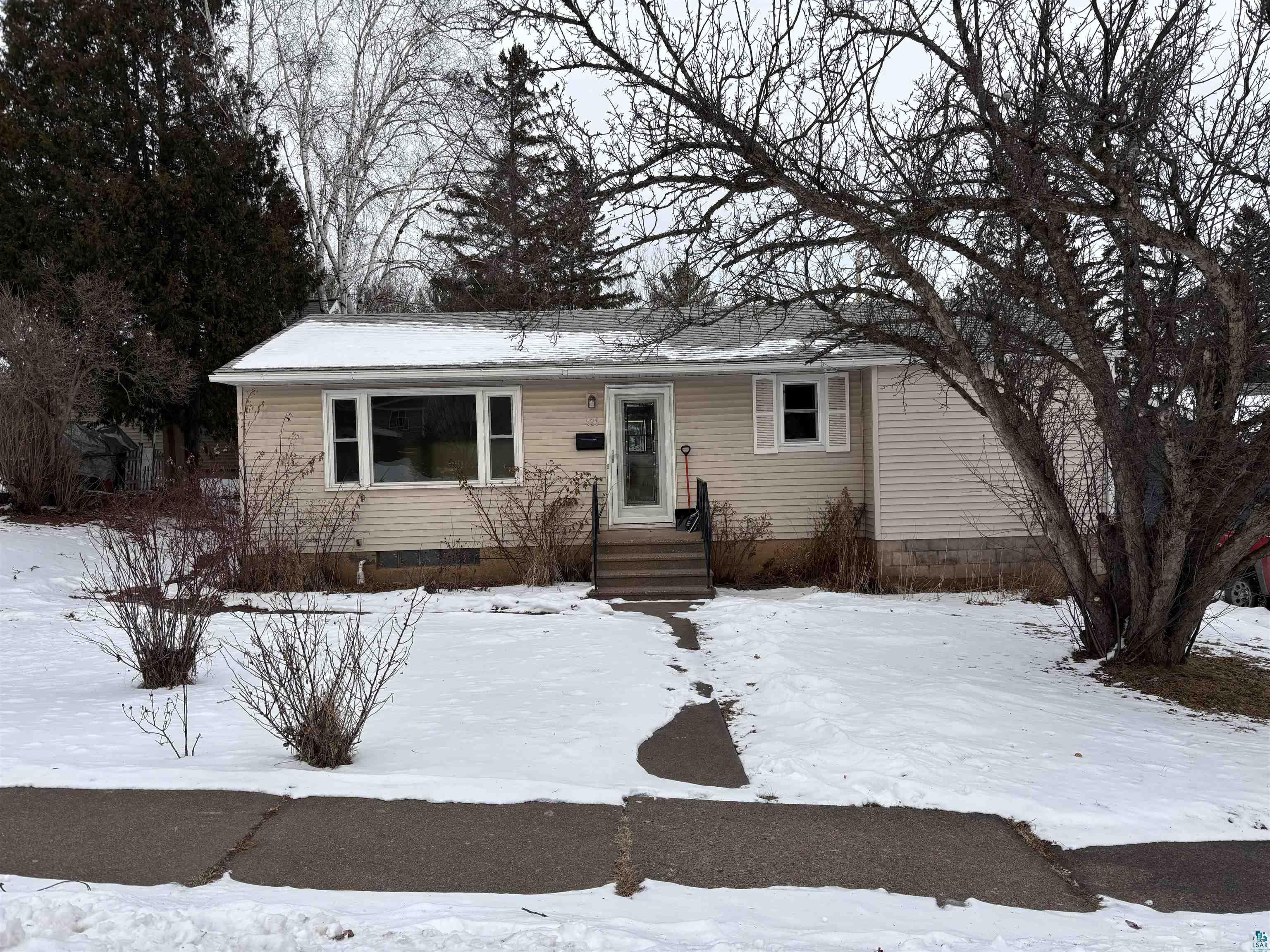 426 N 76th Ave W Duluth MN 55807 6117597 image1