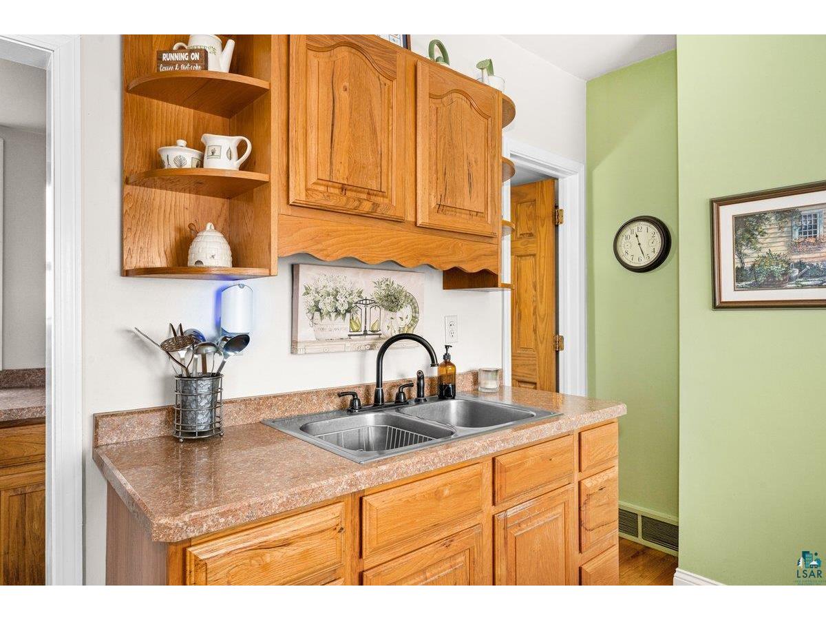 427 N 63rd Ave W Duluth MN 55807 6125703 image25