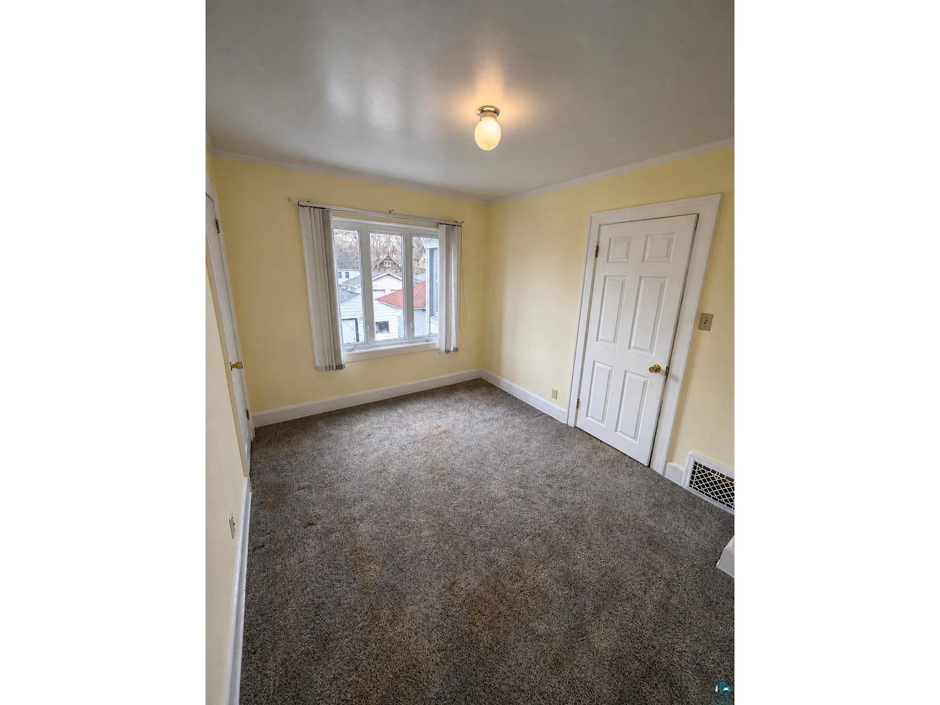 4311 4th St W Duluth MN 55807 6124970 image10