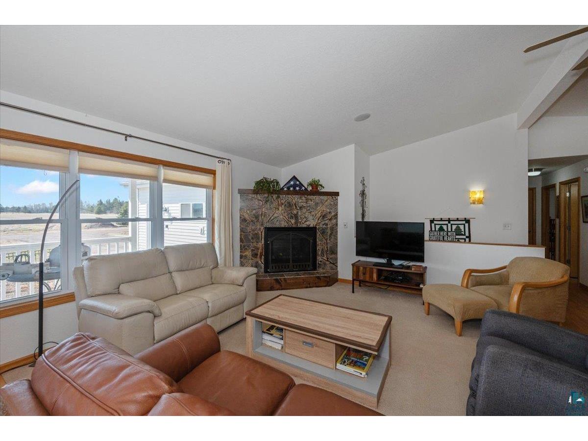 4318 E Valley Brook Rd Superior WI 54880 6123587 image12