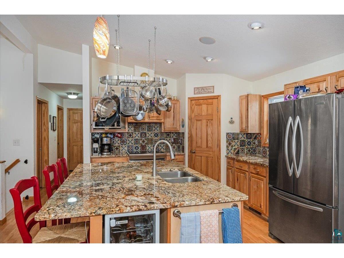 4318 E Valley Brook Rd Superior WI 54880 6123587 image13