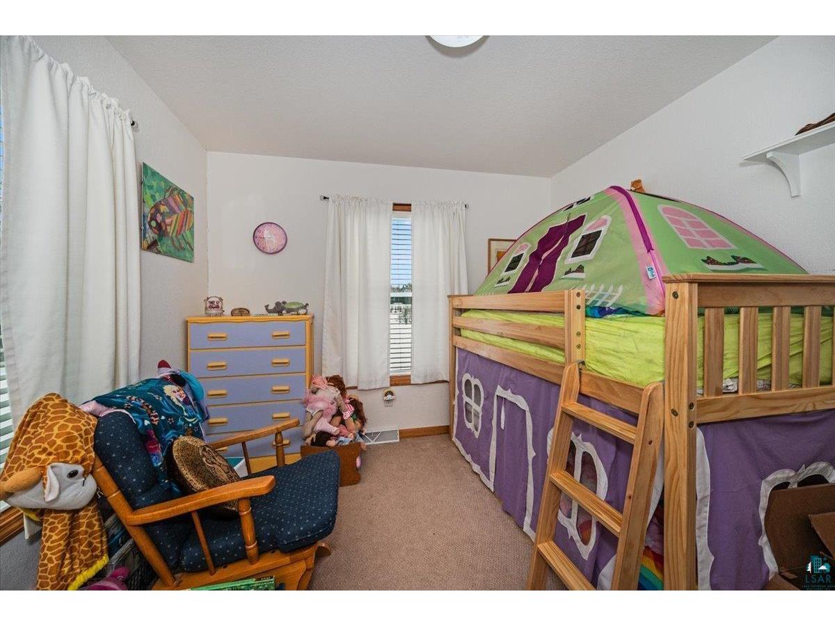 4318 E Valley Brook Rd Superior WI 54880 6123587 image22