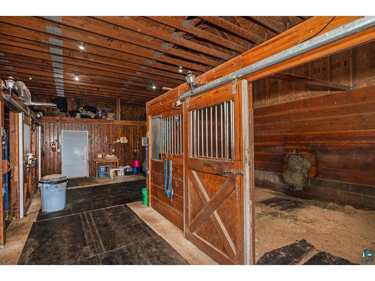4318 E Valley Brook Rd Superior WI 54880 6123587 image36