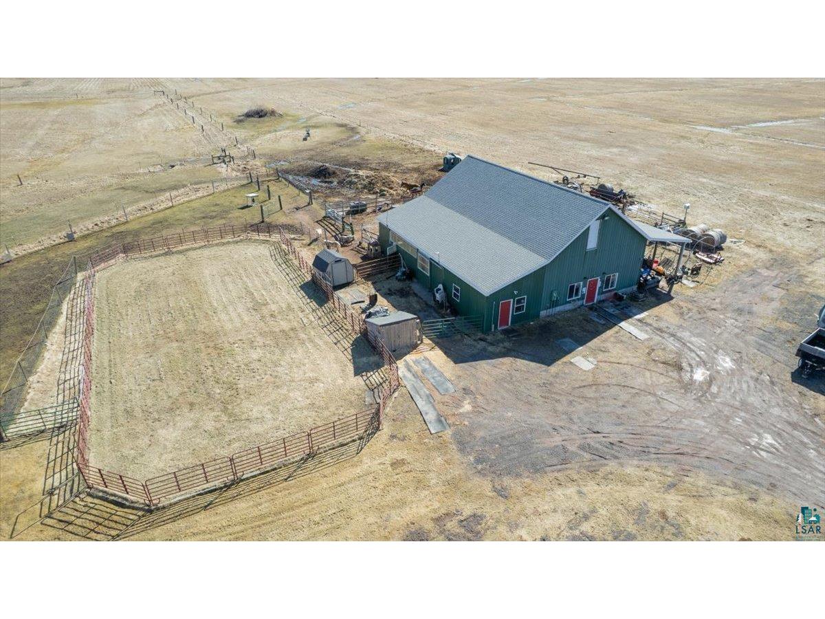 4318 E Valley Brook Rd Superior WI 54880 6123587 image8
