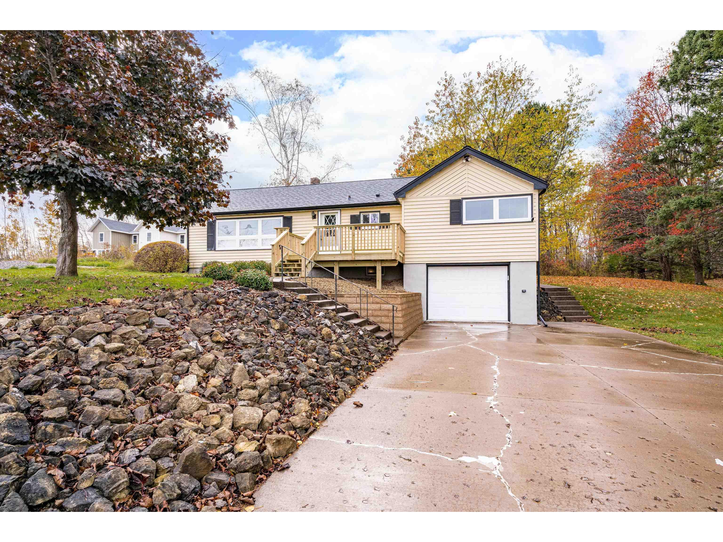 4319 Decker Rd Duluth MN 55811 6122612 image1