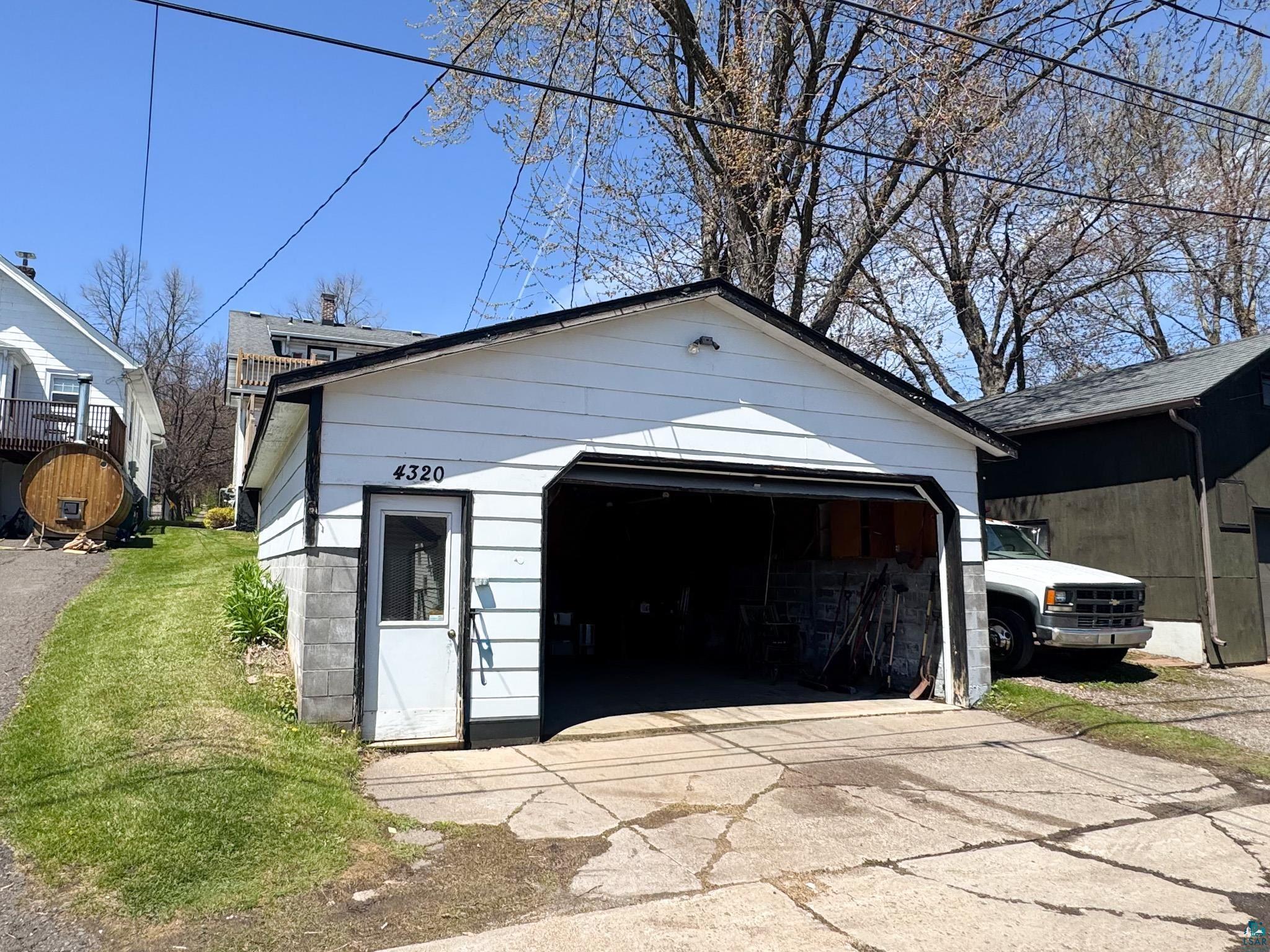 4320 W 8th St Duluth MN 55807 6126150 image26