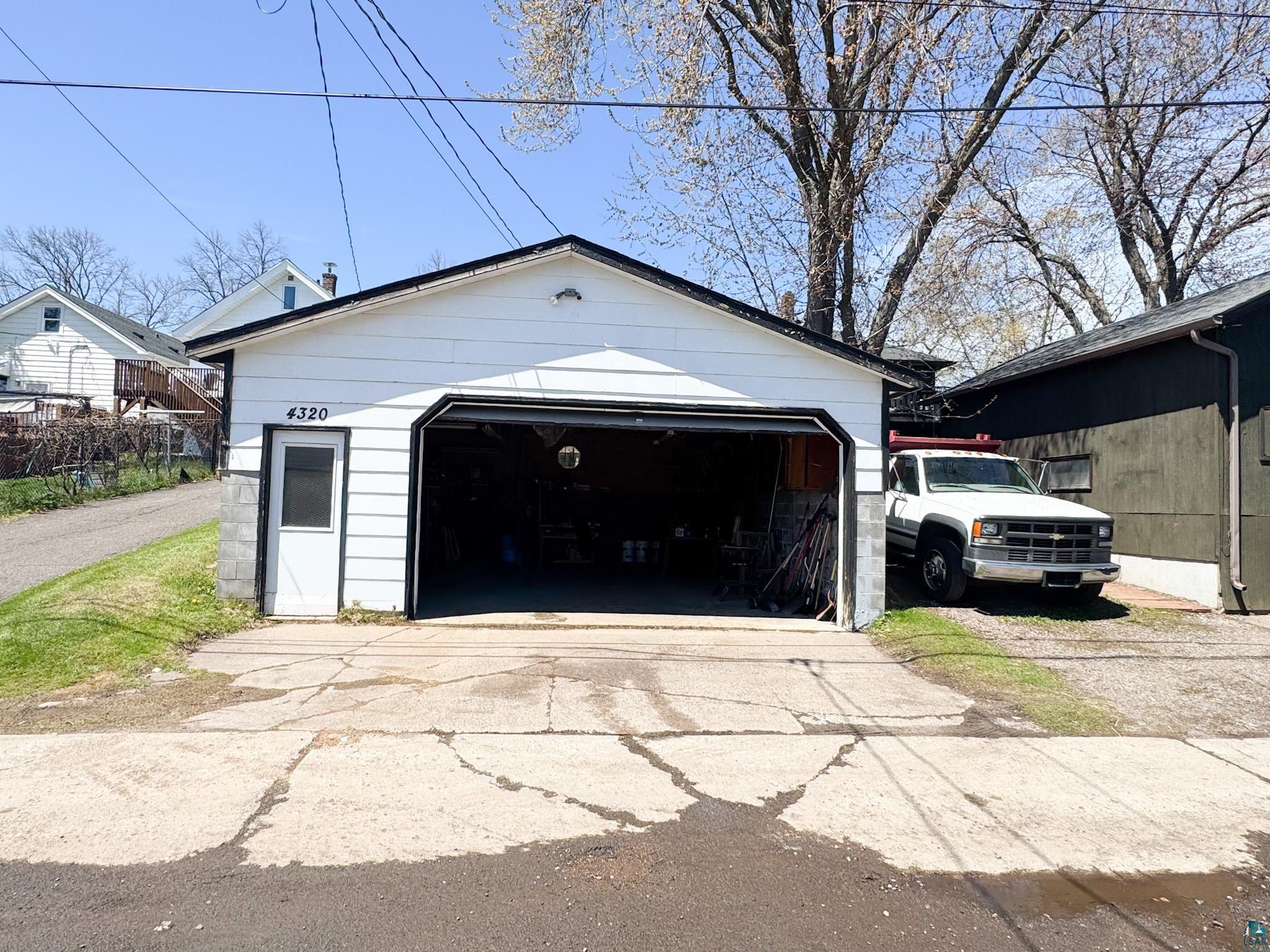 4320 W 8th St Duluth MN 55807 6126150 image27