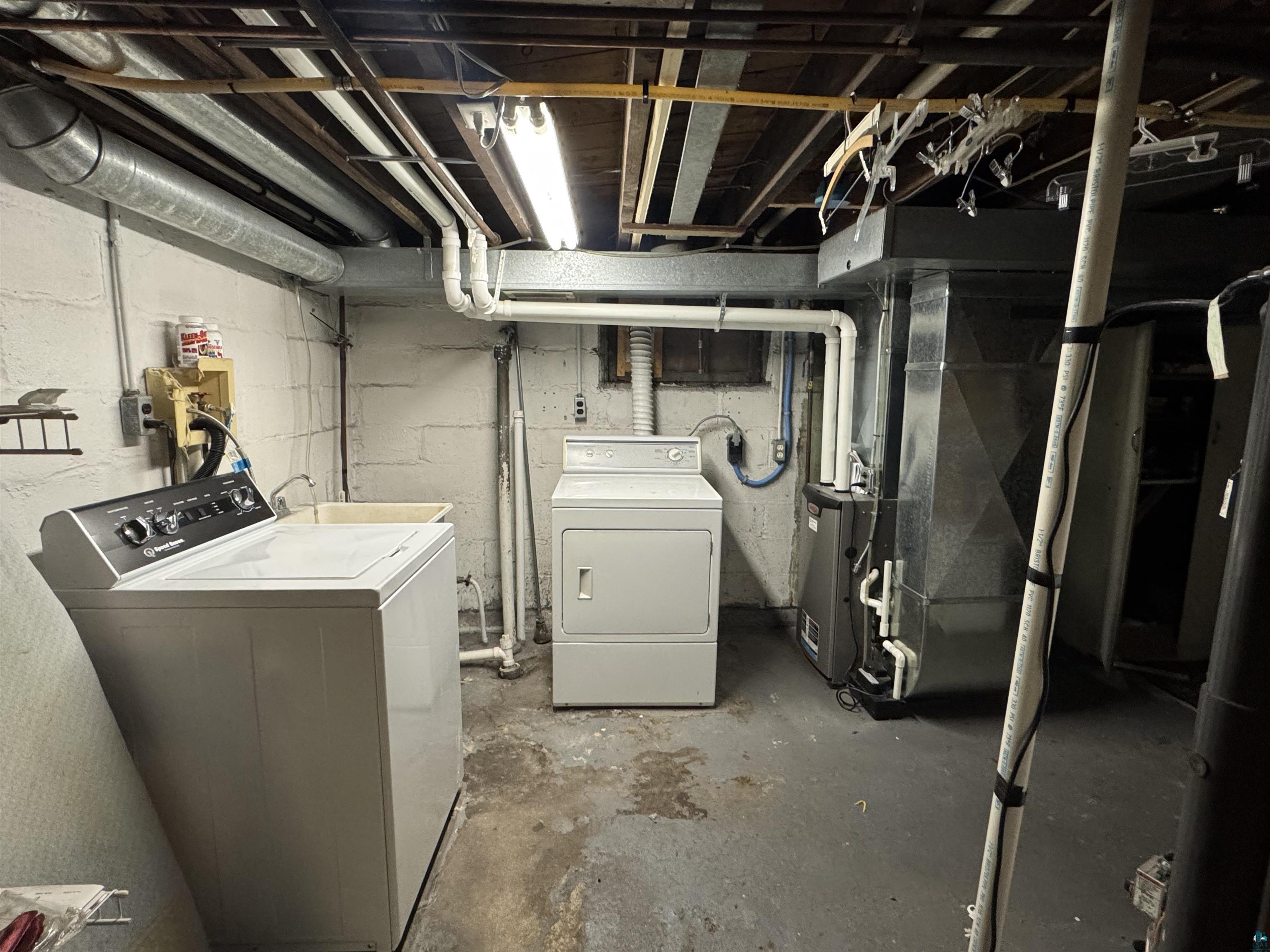 4320 W 8th St Duluth MN 55807 6126150 image34