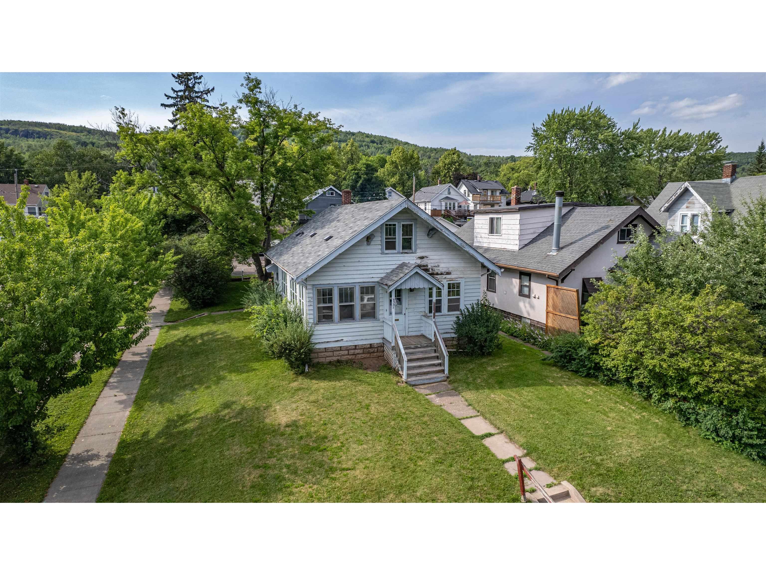 4331 W 7th St Duluth MN 55807 6120996 image1