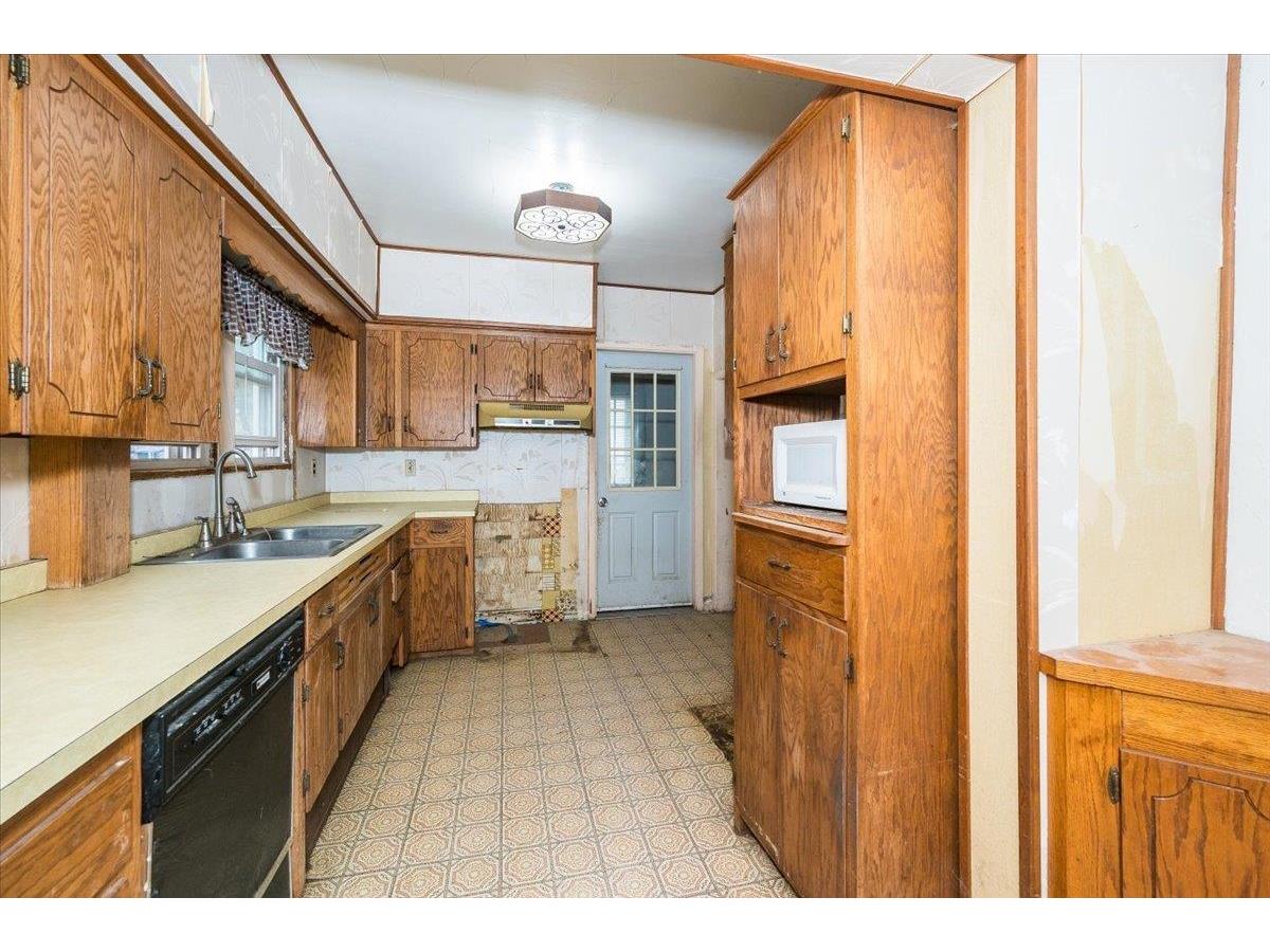 4333 W 8th St Duluth MN 55807 6122737 image9