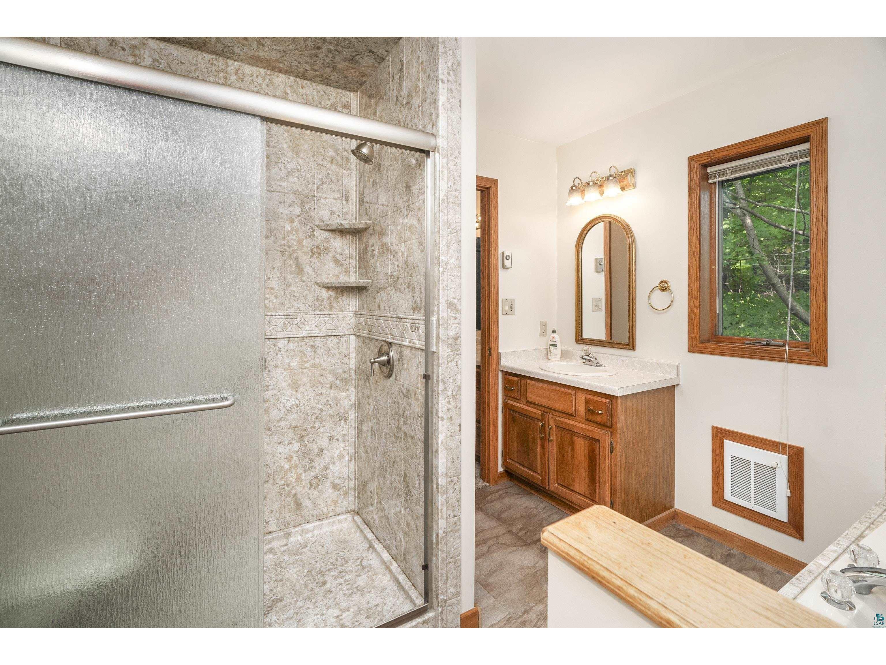 439 Hartley Pl Duluth MN 55803 6125999 image28