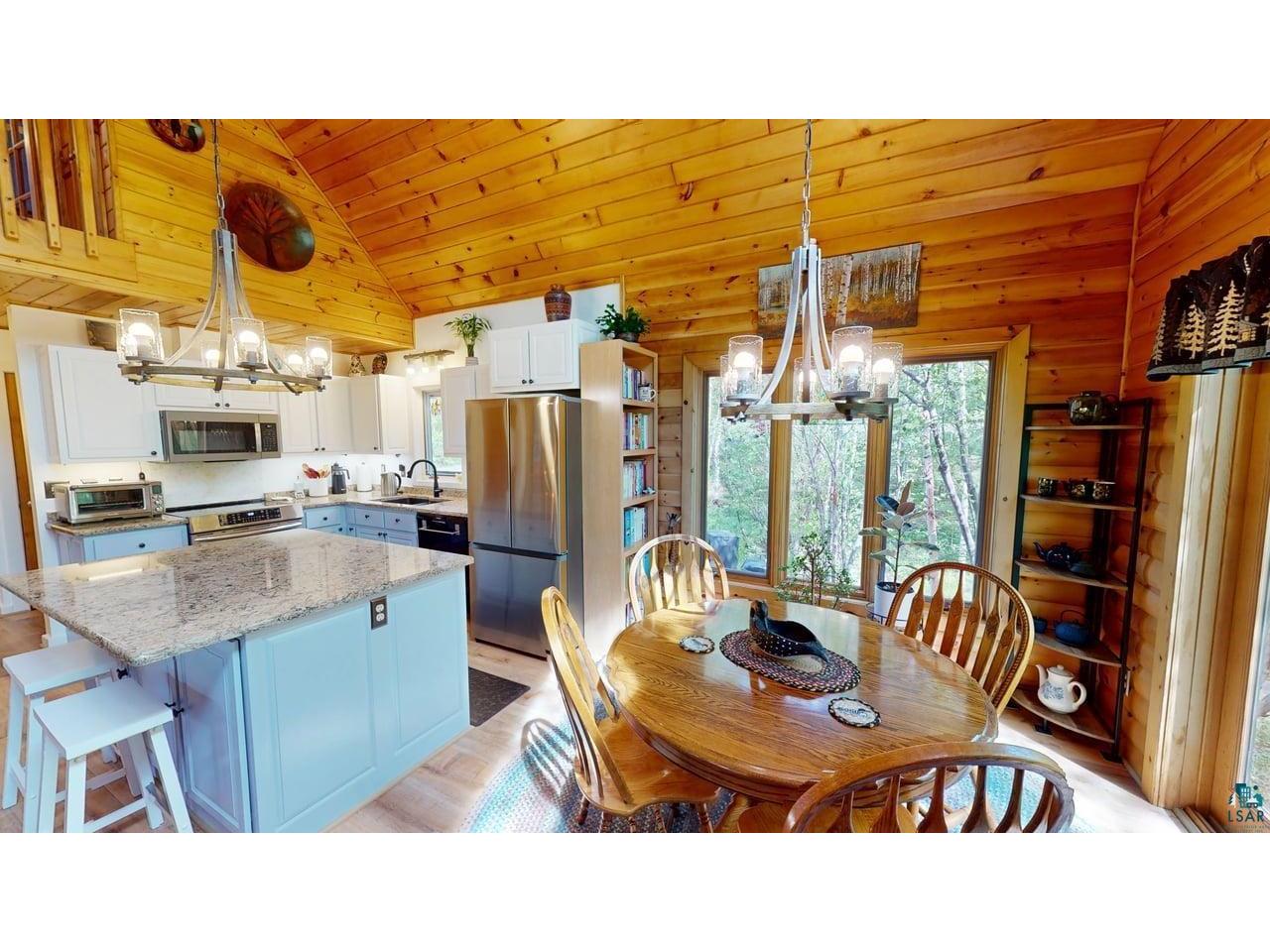 44 Lodge Ln Lutsen MN 55612 6125793 image12