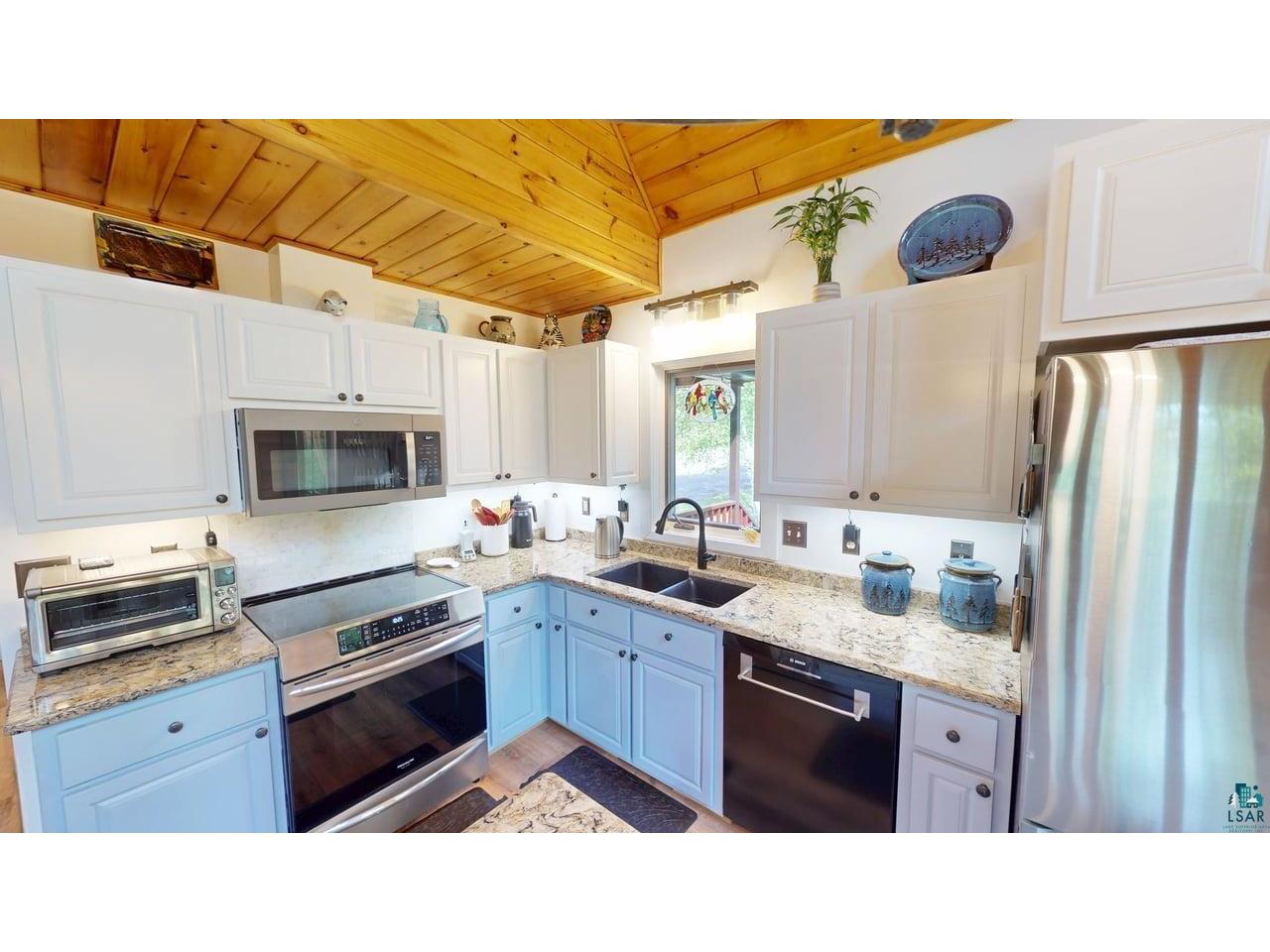 44 Lodge Ln Lutsen MN 55612 6125793 image9
