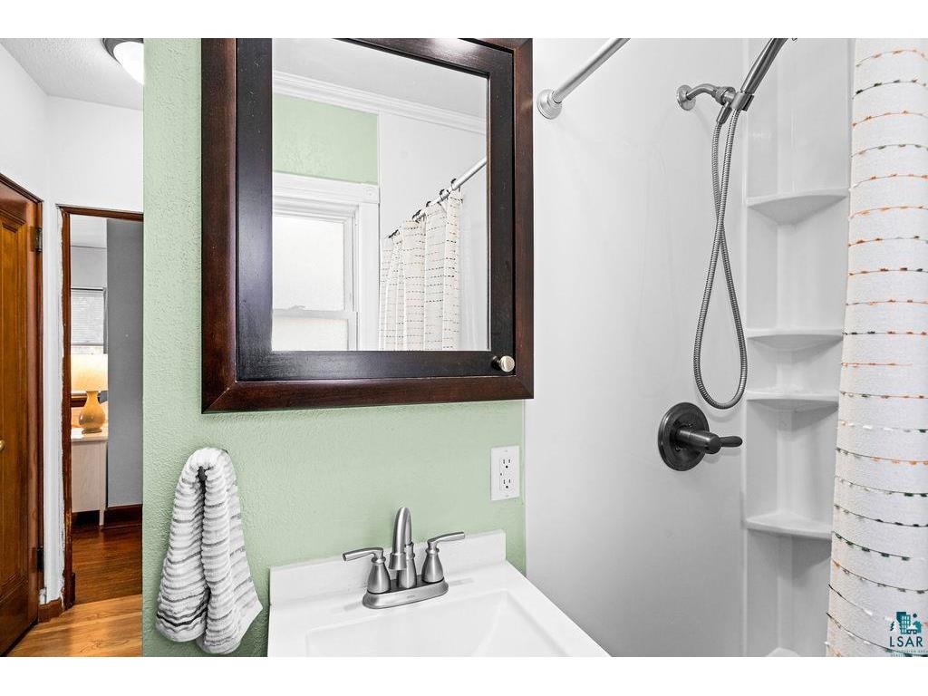 4407 W 6th St Duluth MN 55807 6125615 image20