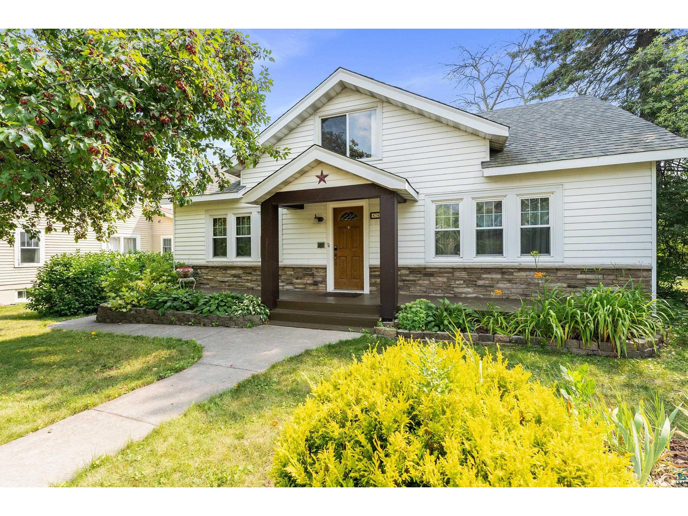 4412 Cambridge St Duluth MN 55804 6110123 image1