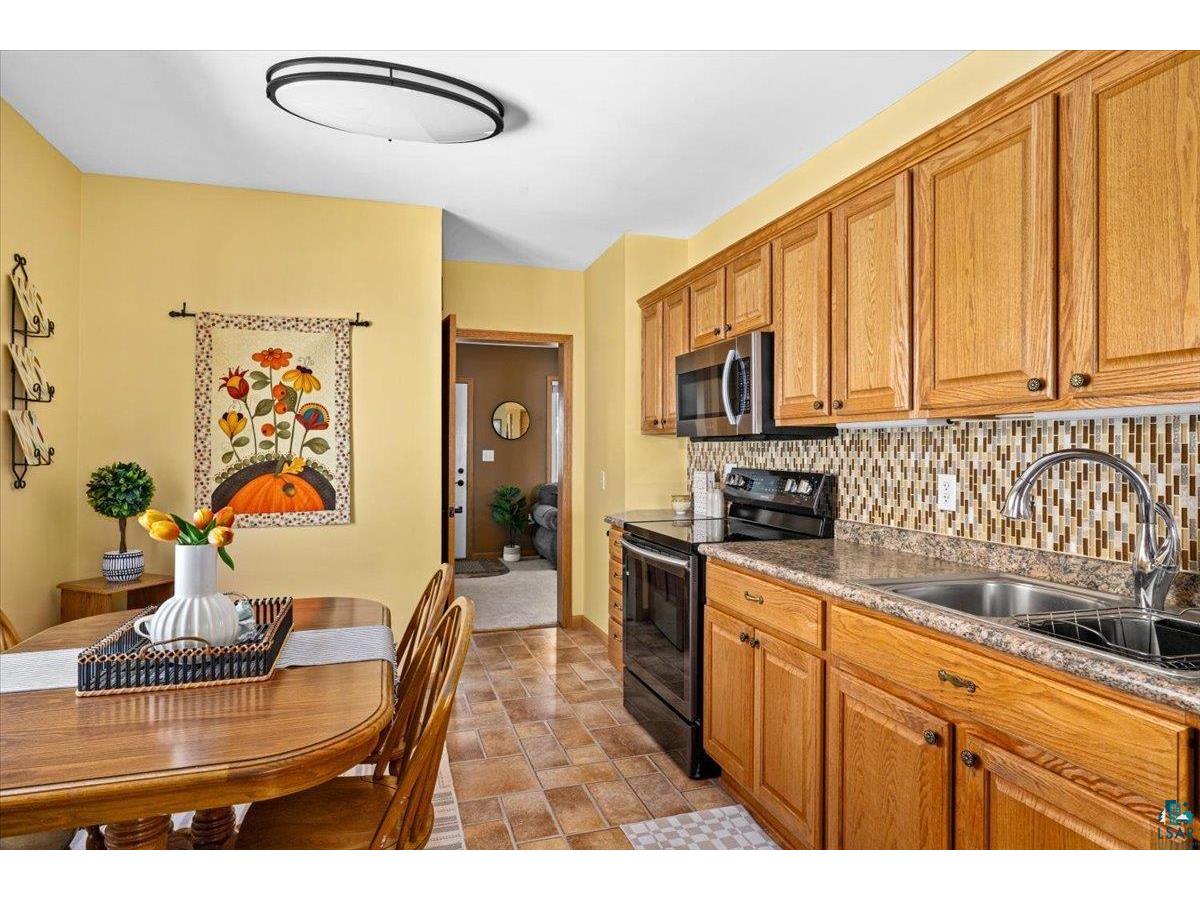 4413 Medina St Duluth MN 55807 6126327 image10