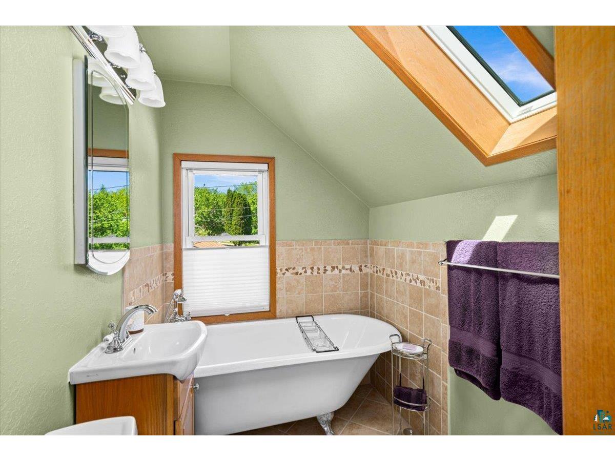 4413 Medina St Duluth MN 55807 6126327 image26