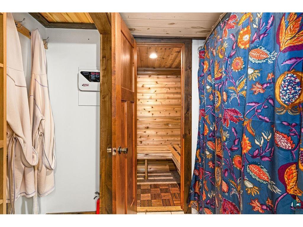 4419 Tioga St Duluth MN 55804 6124842 image28