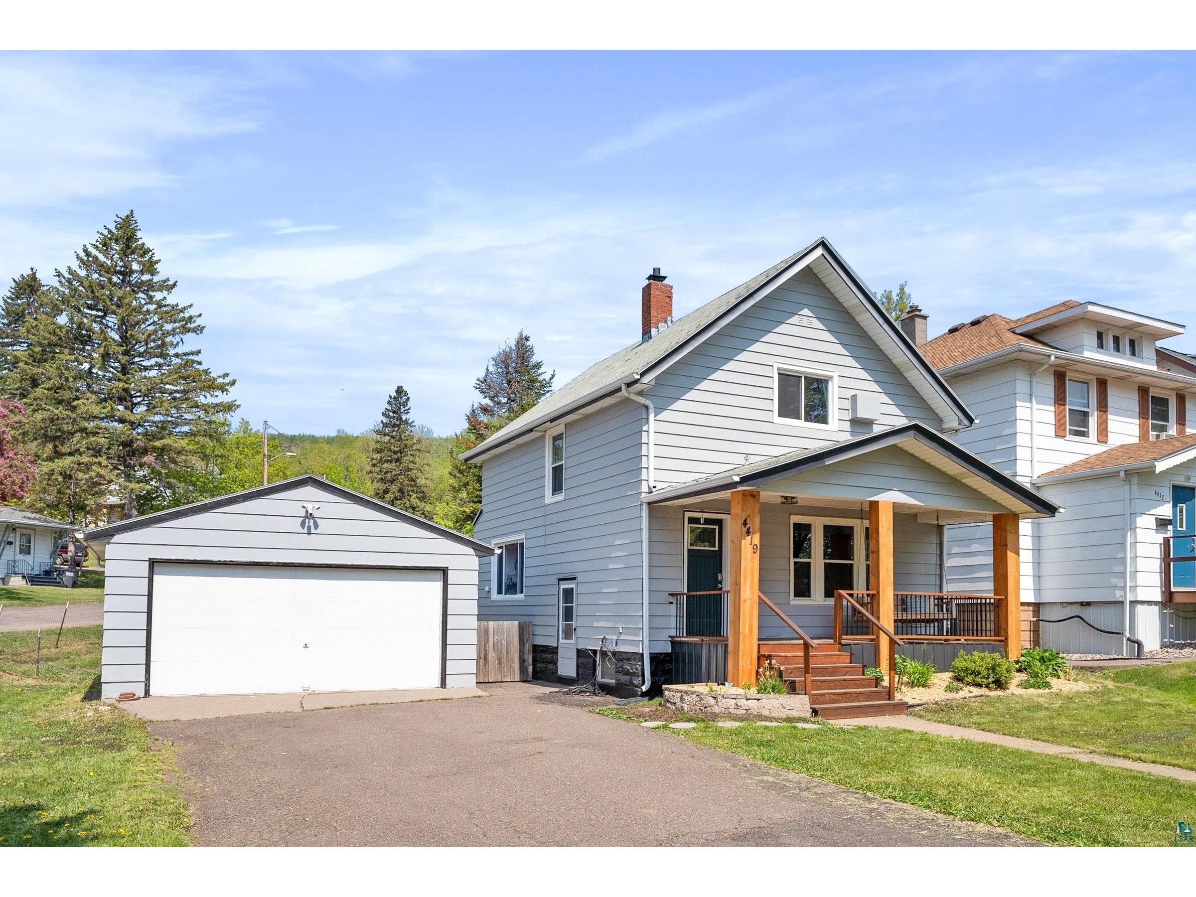 4419 W 8th St Duluth MN 55806 6108554 image1