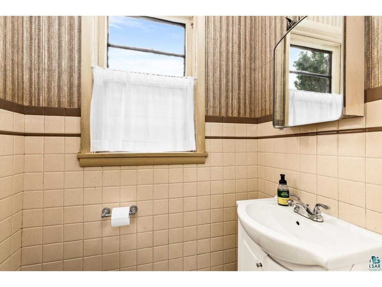 4431 Robinson St Duluth MN 55804 6125429 image25