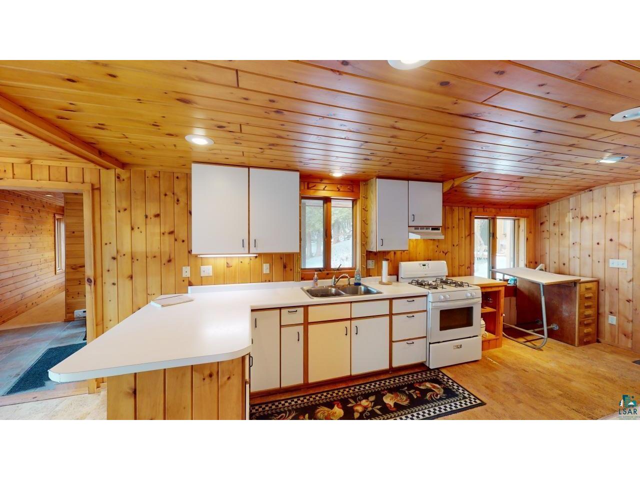 4490 Cascade Beach Rd, Lutsen, MN, 55612 MLS 6112170 Edina Realty