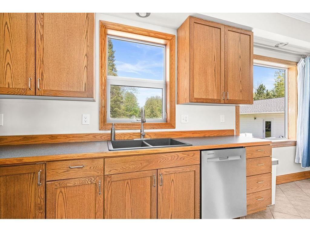 45 E Highway 61 Esko MN 55733 6122105 image13