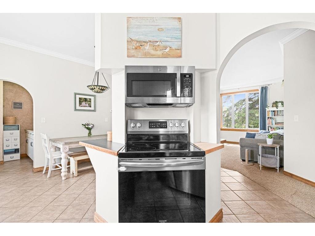 45 E Highway 61 Esko MN 55733 6122105 image14