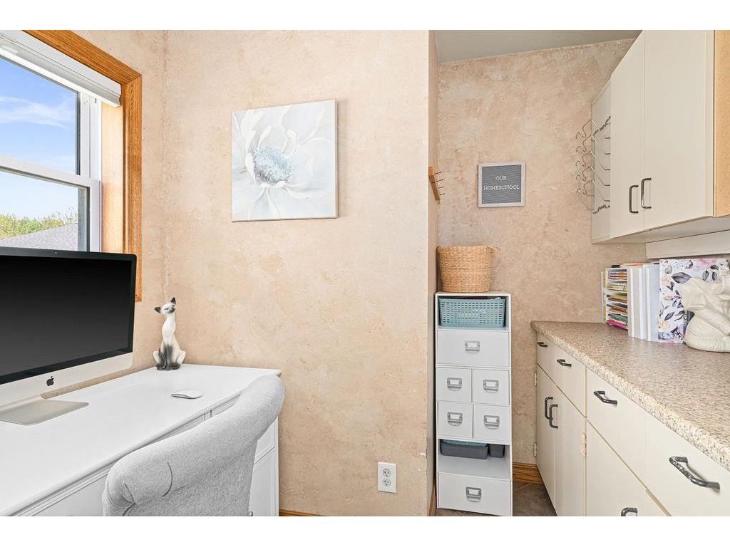 45 E Highway 61 Esko MN 55733 6122105 image15