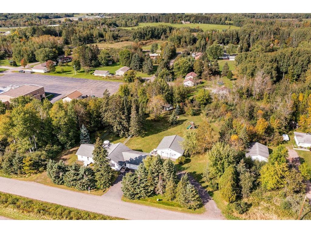 45 E Highway 61 Esko MN 55733 6122105 image37