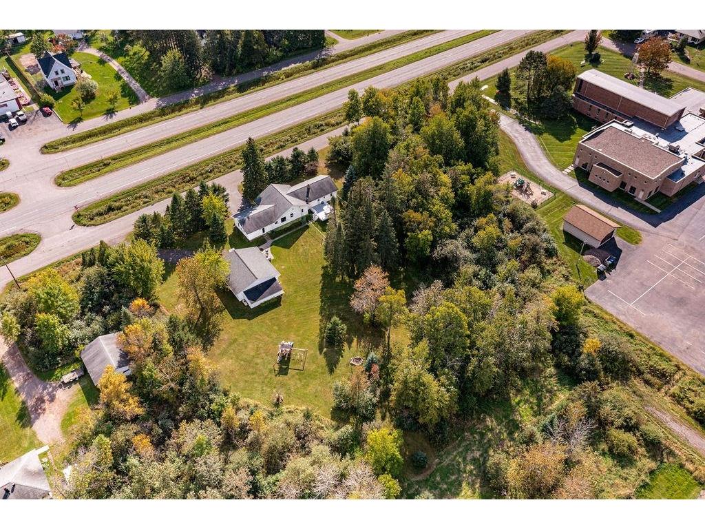 45 E Highway 61 Esko MN 55733 6122105 image38