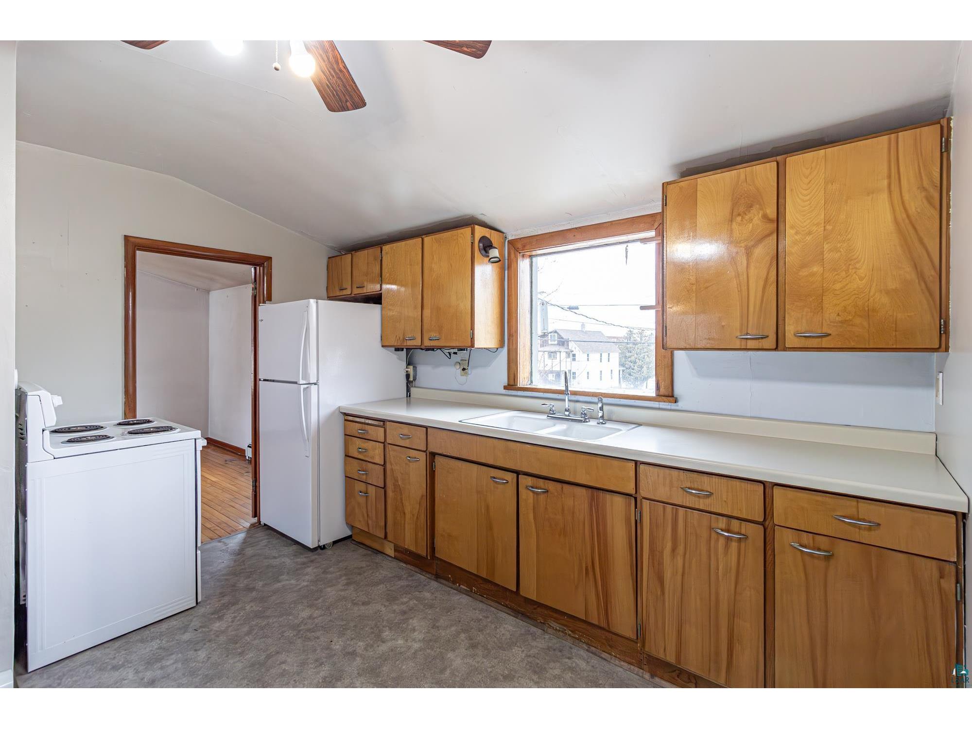 45 W Chapman St Ely MN 55731 6124711 image10
