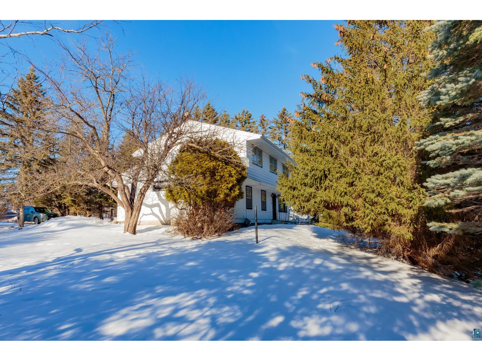 4501 London Rd Duluth MN 55804 6107052 image1