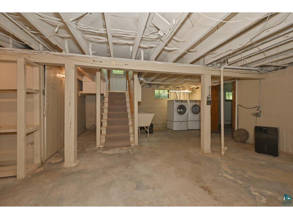 4505 W 7th St Duluth MN 55807 6126100 image20