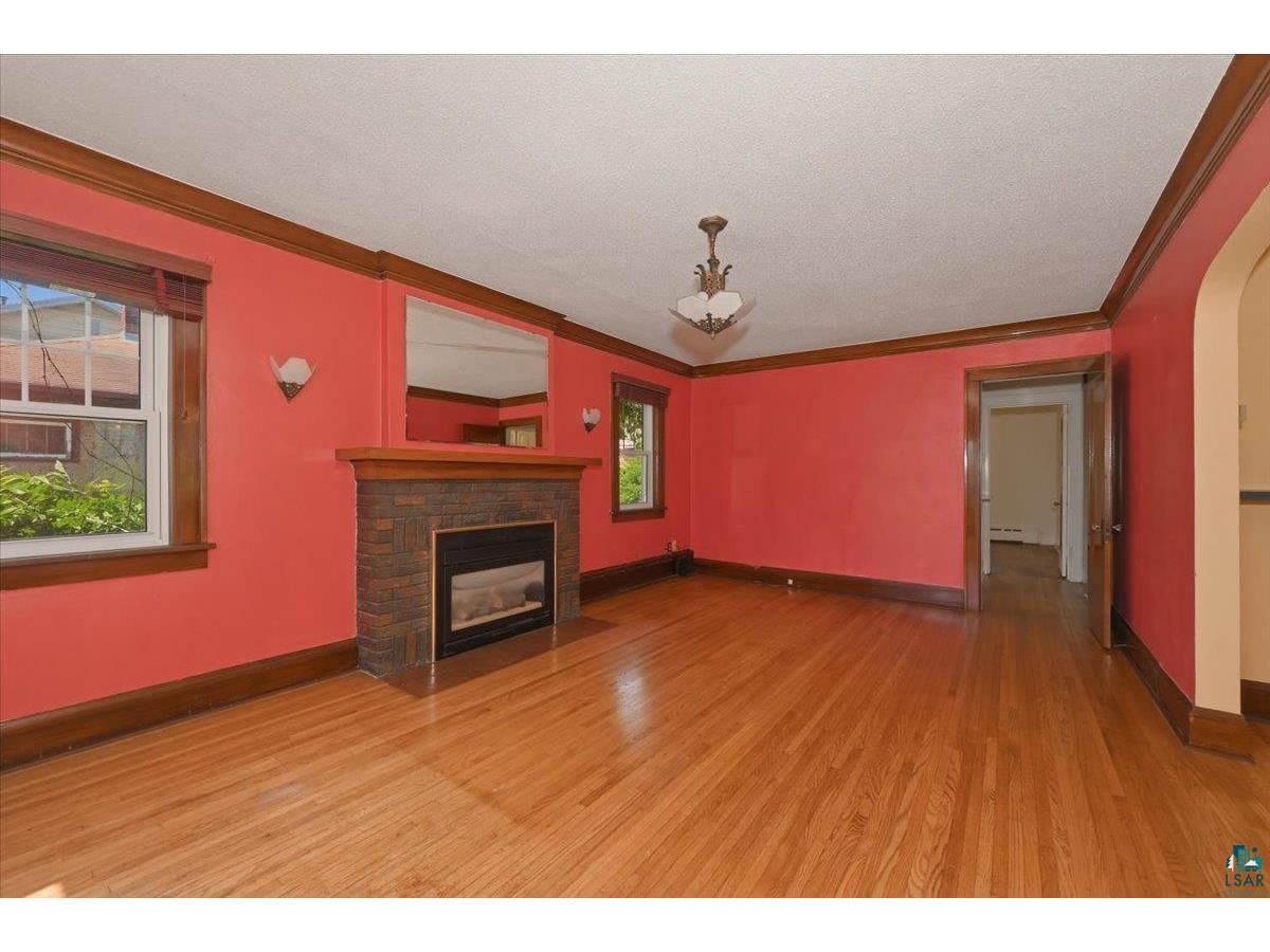 4505 W 7th St Duluth MN 55807 6126100 image5