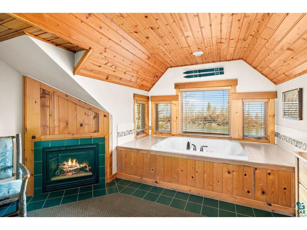 4576 Cove Side Cottage Rd Beaver Bay MN 55601 - Lake Superior 6125492 image25