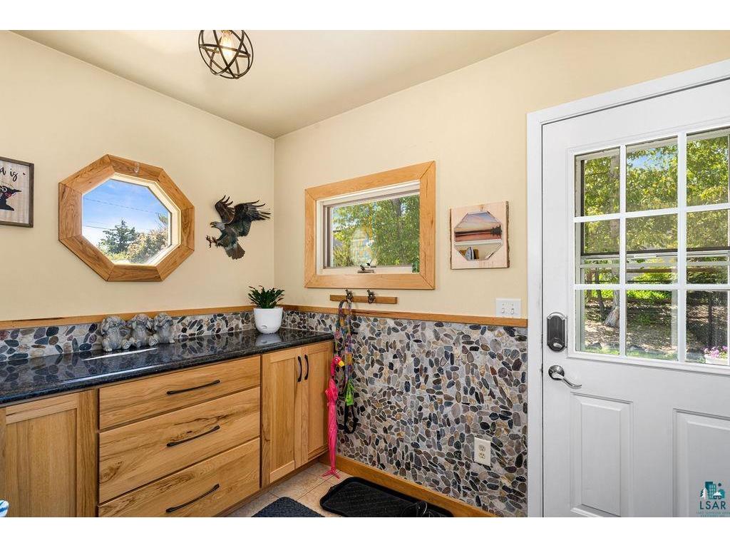 4604 Glenwood St Duluth MN 55804 6125810 image21