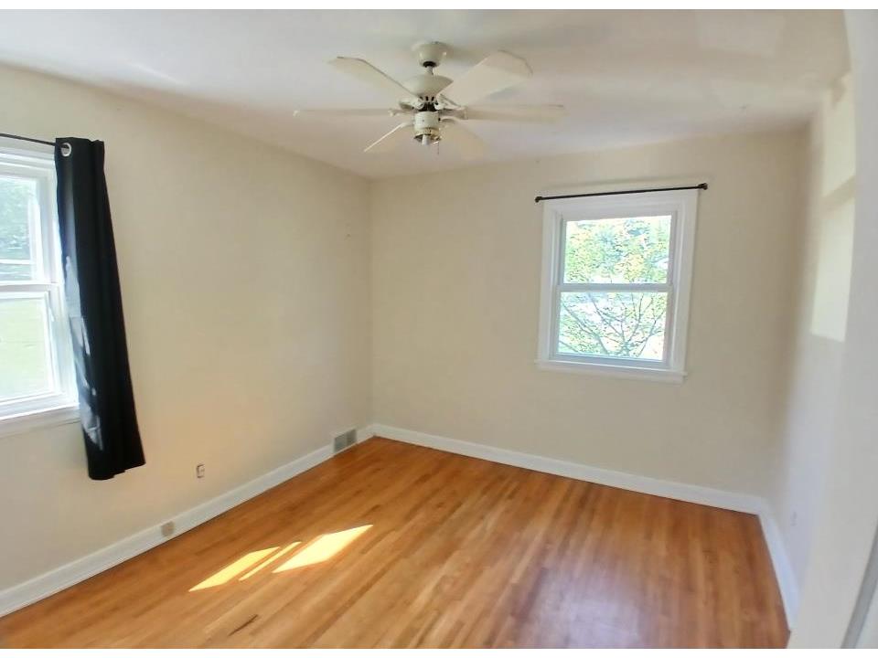 4608 Medina St Duluth MN 55807 6122356 image11