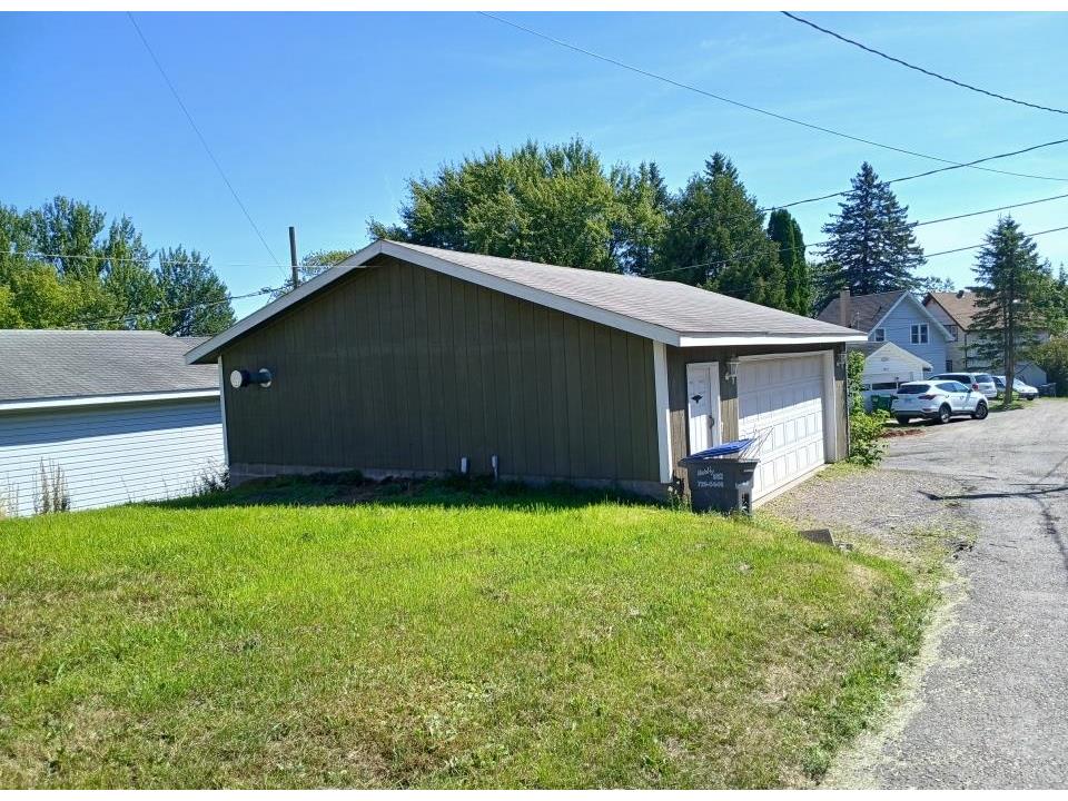 4608 Medina St Duluth MN 55807 6122356 image19