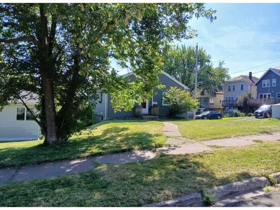 4608 Medina St Duluth MN 55807 6122356 image2