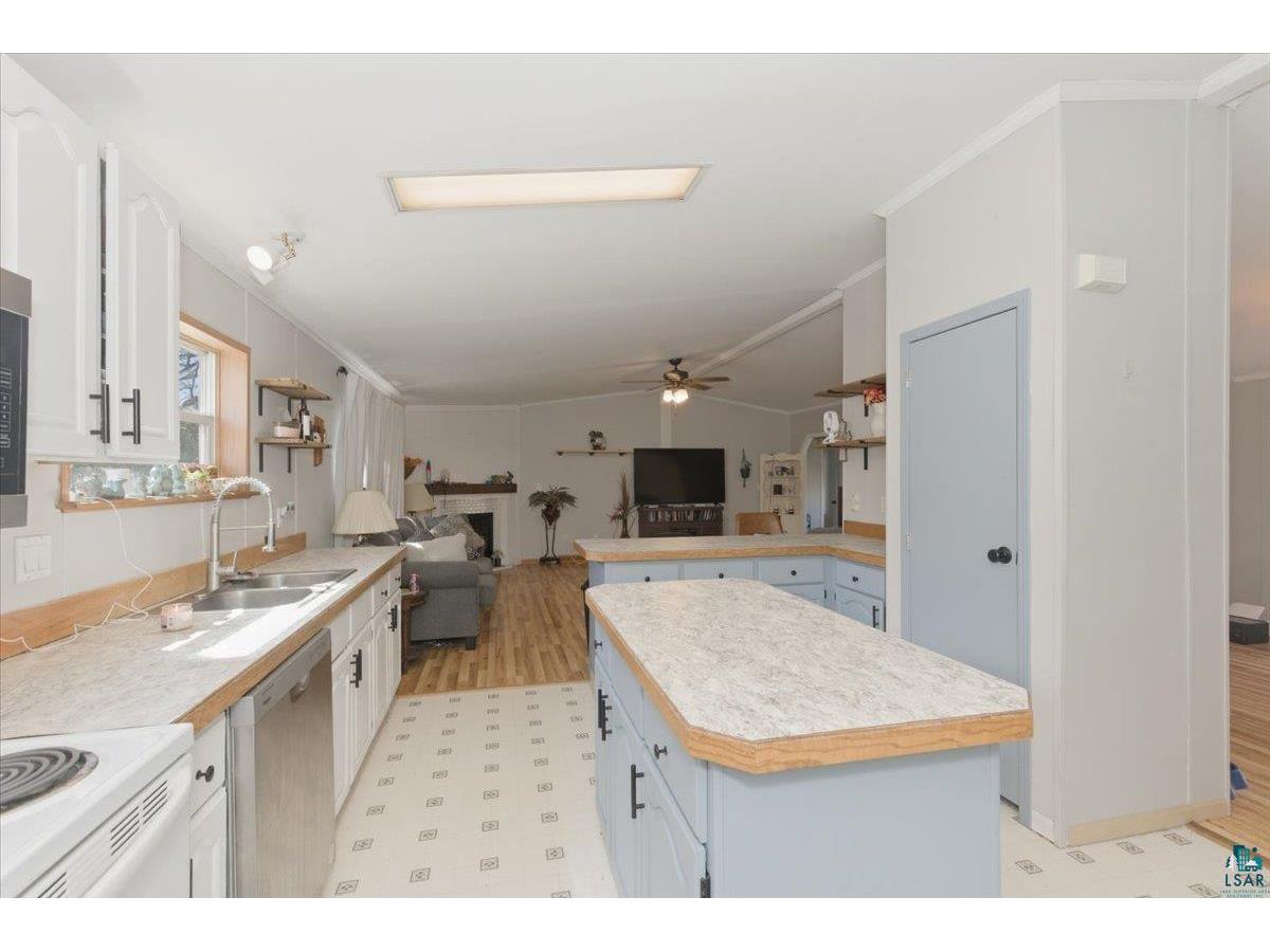 4612 E Valley Brook Rd Superior WI 54880 6124830 image2