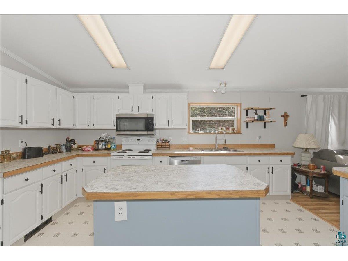 4612 E Valley Brook Rd Superior WI 54880 6124830 image4