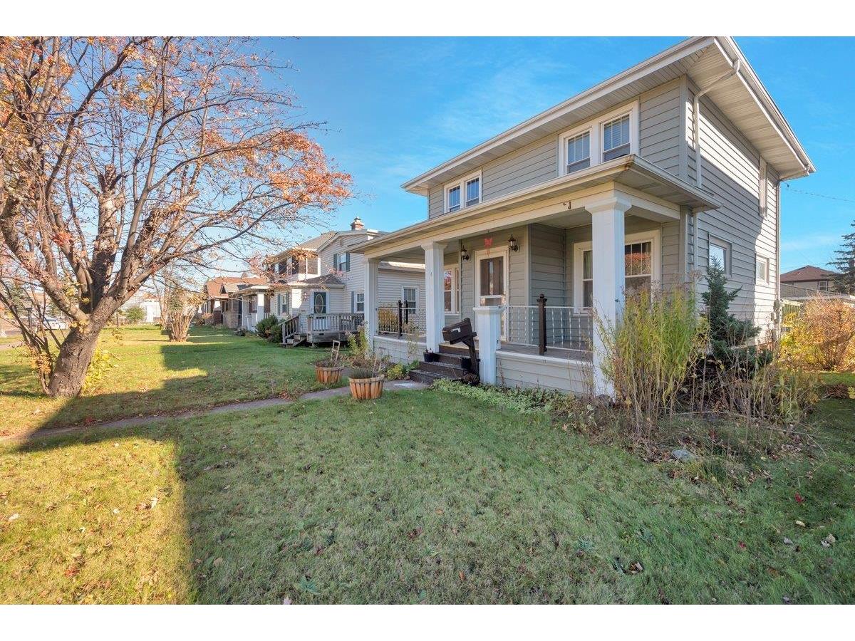 4618 W 5th St Duluth MN 55807 6122812 image1