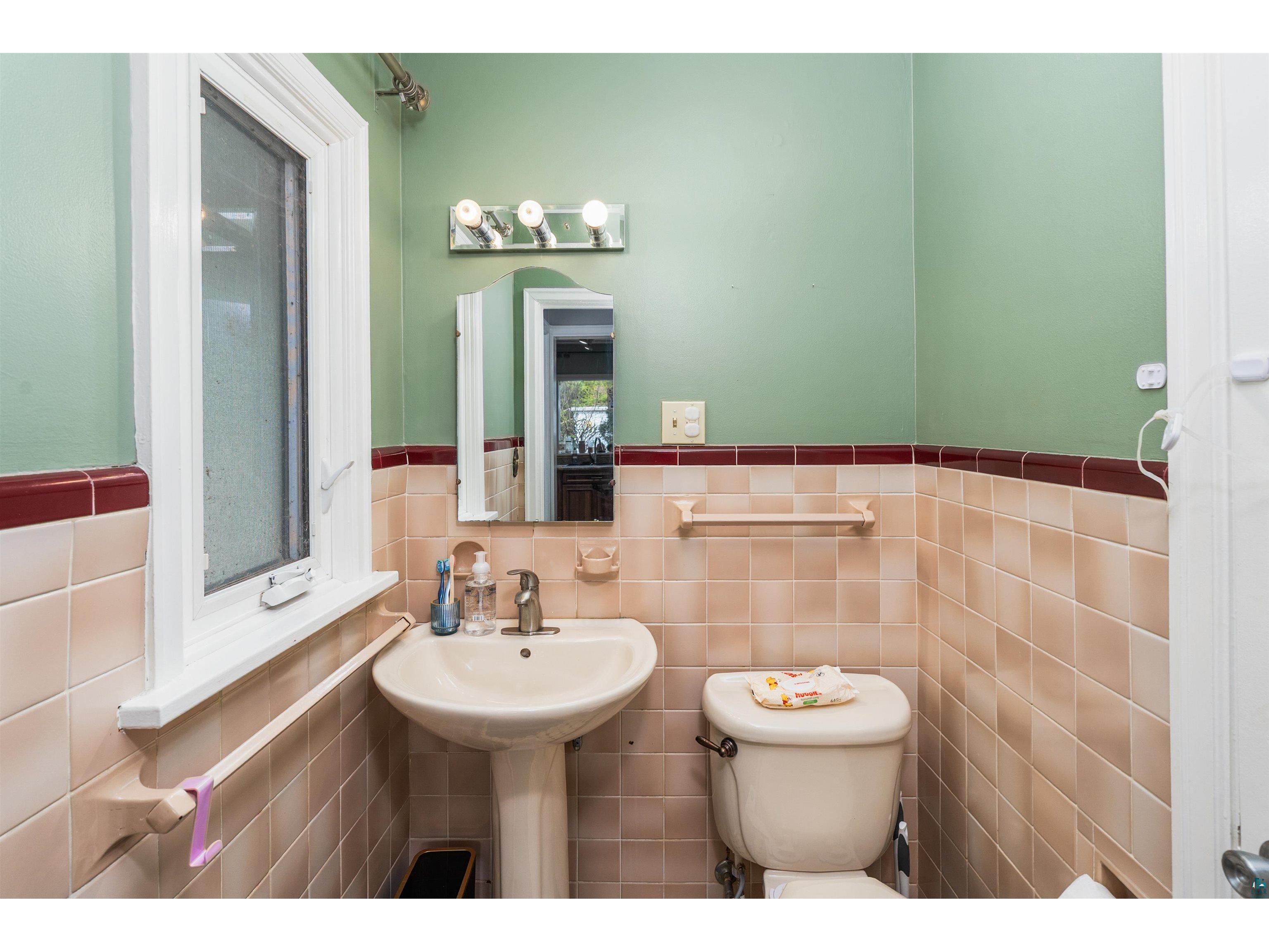 4631 London Rd Duluth MN 55804 6125481 image37