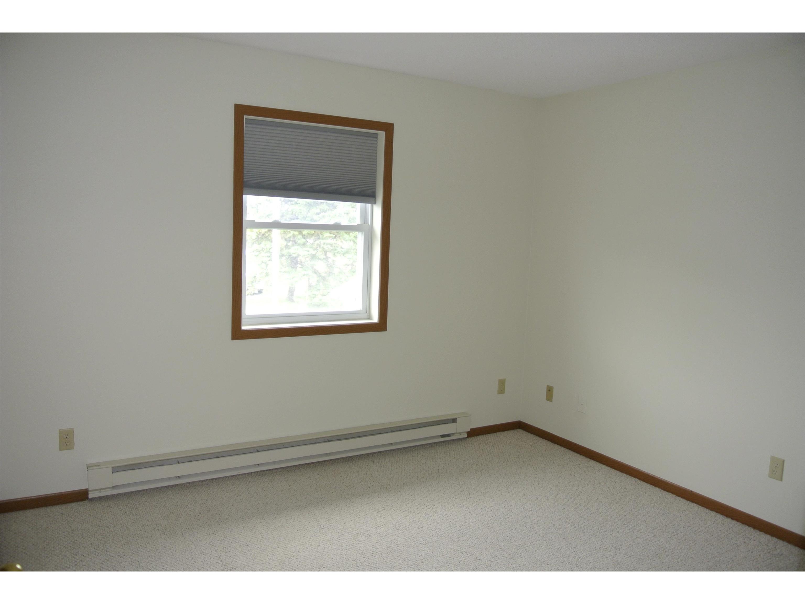 47 E 4th St Superior WI 54880 6123111 image10