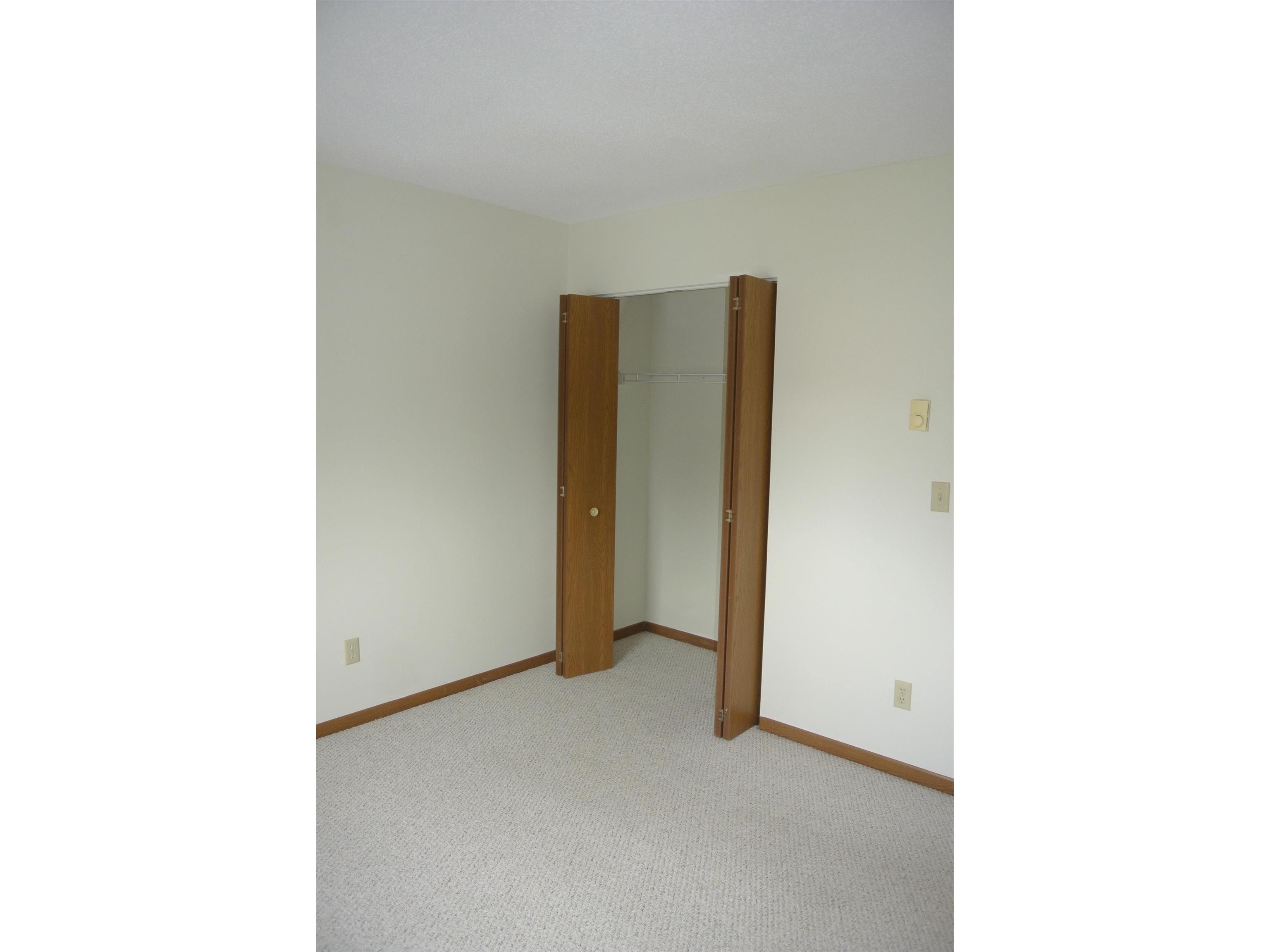 47 E 4th St Superior WI 54880 6123111 image11