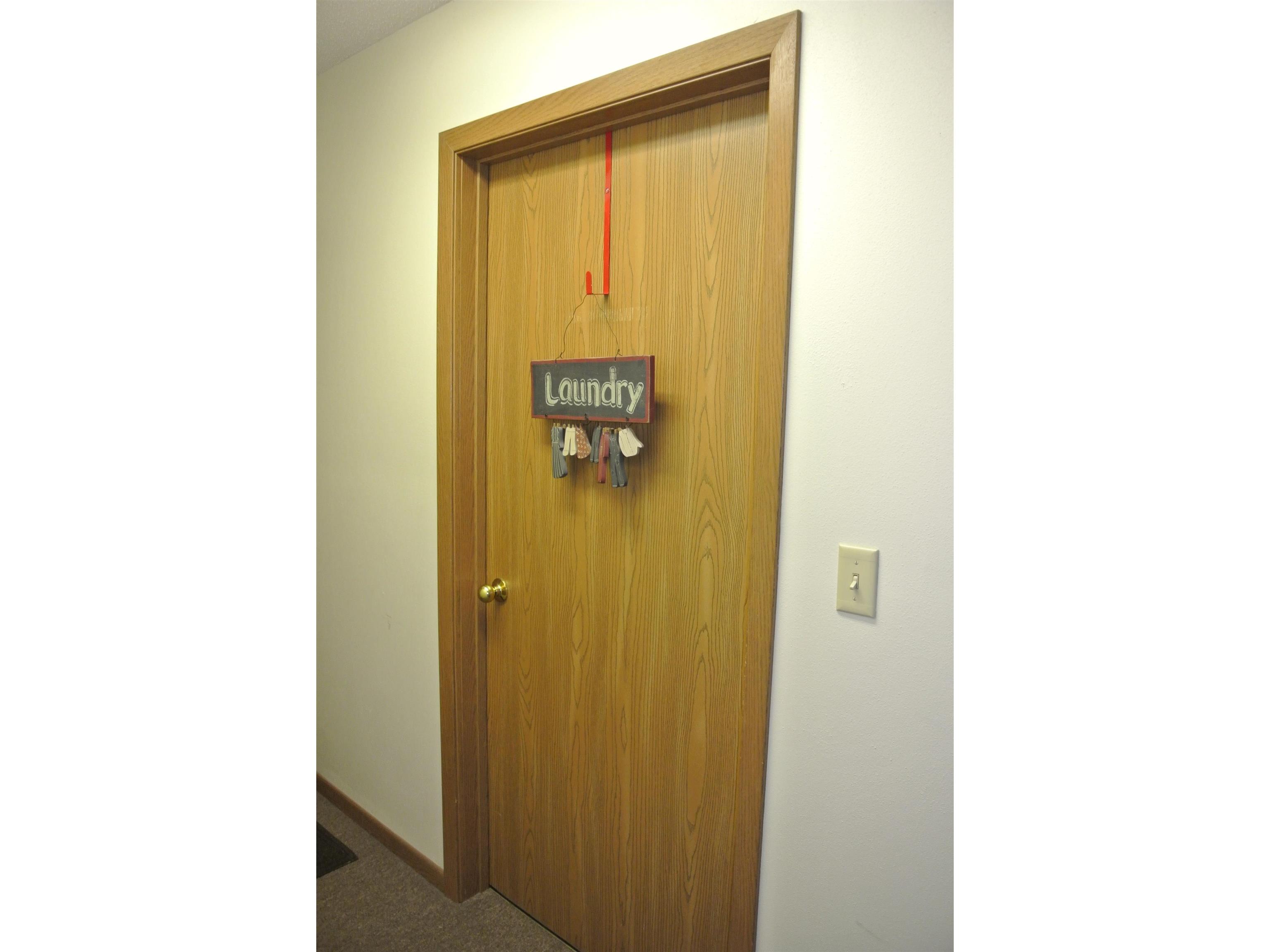 47 E 4th St Superior WI 54880 6123111 image14